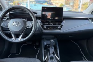 TOYOTA COROLLA 1.8 HYBRID EXECTUTIVE - 2023год / 44074km 10