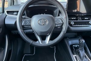 TOYOTA COROLLA 1.8 HYBRID EXECTUTIVE - 2023год / 44074km 11