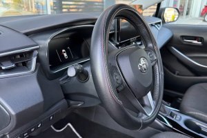 TOYOTA COROLLA 1.8 HYBRID EXECTUTIVE - 2023год / 44074km 12