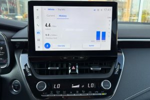 TOYOTA COROLLA 1.8 HYBRID EXECTUTIVE - 2023год / 44074km 18