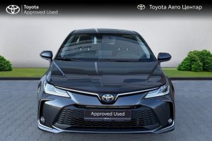 TOYOTA COROLLA 1.8 HYBRID EXECTUTIVE - 2023год / 44074km 1