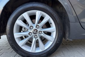TOYOTA COROLLA 1.8 HYBRID EXECTUTIVE - 2023год / 44074km 29