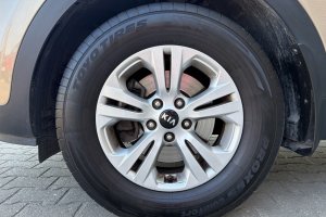 KIA SPORTAGE 1.6GDI PETROL - 2017год / 111370km 25