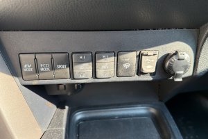 TOYOTA RAV4 2.5 HYBRID - 2018год / 75166km 17