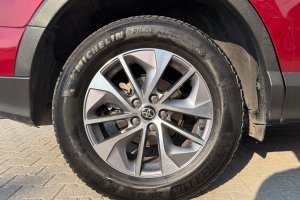 TOYOTA RAV4 2.5 HYBRID - 2018год / 75166km 27