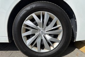 PEUGEOT 208 1.2 PETROL - 2021год / 60257km 24