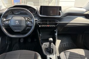 PEUGEOT 2008 1.5 HDI DIESEL - 2022год / 134446km 9
