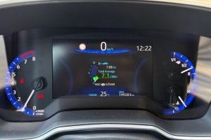TOYOTA COROLLA 1.5 PETROL EXECUTIVE - 2020/2021год / 149283km 14
