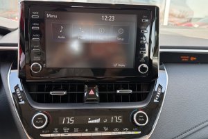 TOYOTA COROLLA 1.5 PETROL EXECUTIVE - 2020/2021год / 149283km 17