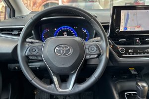 TOYOTA COROLLA 1.5 CVT PETROL EXECUTIVE - 2022год / 37743km 11