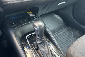 TOYOTA COROLLA 1.5 CVT PETROL EXECUTIVE - 2022год / 37743km 18