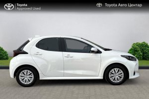 TOYOTA YARIS 1.0 LIGHT PETROL - 2022год / 25474km 3