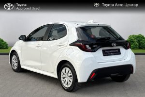 TOYOTA YARIS 1.0 LIGHT PETROL - 2022год / 25474km 7