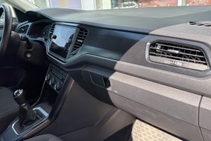 VOLKSWAGEN T-ROC 1.6TDI DIESEL - 2019год / 34213km 9