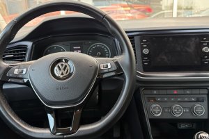 VOLKSWAGEN T-ROC 1.6TDI DIESEL - 2019год / 34213km 12