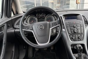 OPEL ASTRA 1.6 CDTI DIESEL - 2016год / km 11