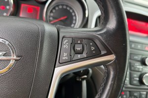 OPEL ASTRA 1.6 CDTI DIESEL - 2016год / km 18