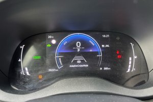 TOYOTA YARIS CROSS 1.5 HYBRID - 2024год / 25231km 14