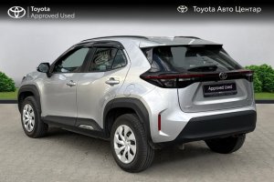 TOYOTA YARIS CROSS 1.5 HYBRID - 2024год / 25231km 7