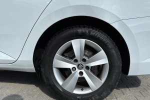 SKODA SUPERB 2.0TDI DIESEL - 2021год / 153306km 18
