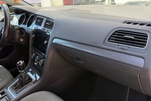 VOLKSWAGEN GOLF SW 2.0TDI DIESEL - 2018год / 152689km 9