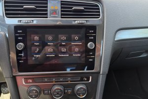VOLKSWAGEN GOLF SW 2.0TDI DIESEL - 2018год / 152689km 21