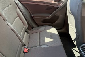 VOLKSWAGEN GOLF SW 2.0TDI DIESEL - 2018год / 152689km 24