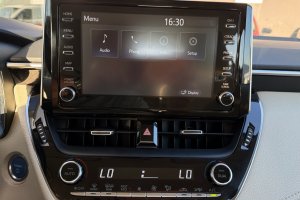 TOYOYA COROLLA 1.8 HYBRID EXECUTIVE - 2021год / 128042km 16