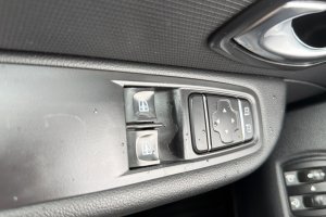 RENAULT CLIO 1.5DCI DIESEL - 2016год / 134359km 24